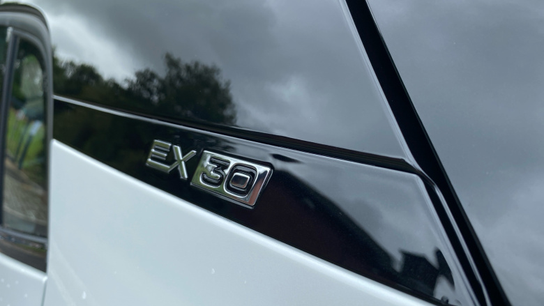 Volvo EX30 315kW Twin Motor Performance Plus 69kWh 5dr Auto Electric Estate